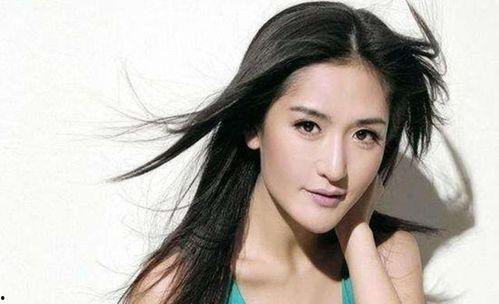 谢娜明星合成王国,跨界融合，演绎娱乐新篇章